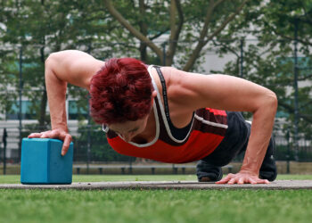 push-up with block